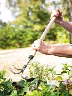 Gardener's Lifetime Raised Bed Cultivator -VICTOR Big Department Store 8587960 3527 tif